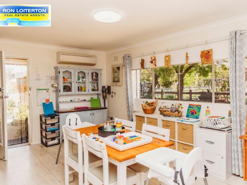 11-11A Olney Street, Cootamundra NSW 2590