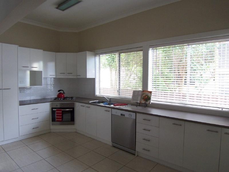 24 Renehan Street, Cootamundra NSW 2590