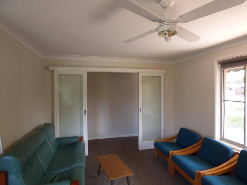 40 Cutler Avenue, Cootamundra NSW 2590