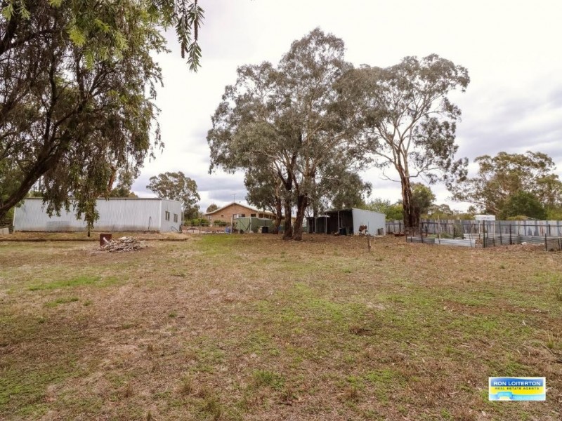 5 Bland Street, Wallendbeen NSW 2588