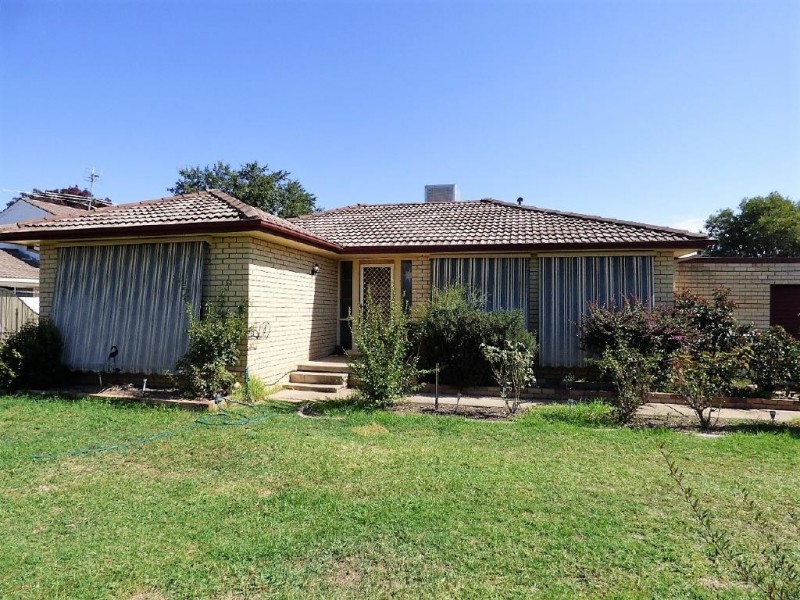 53 Cutler Avenue, Cootamundra NSW 2590