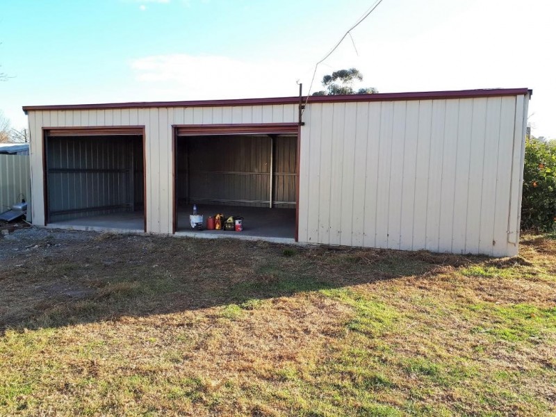53 Cutler Avenue, Cootamundra NSW 2590