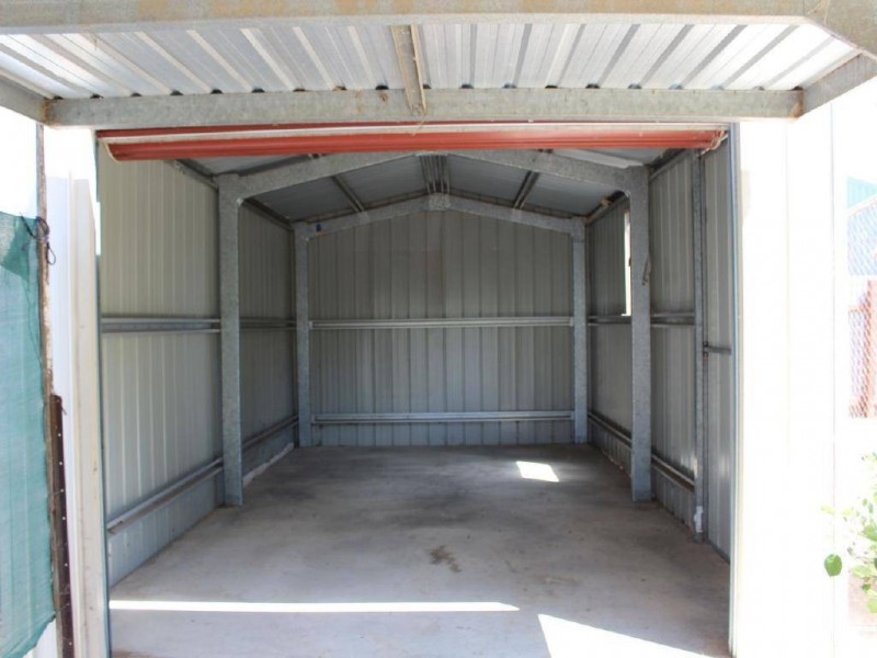 82 Adams Street, Cootamundra NSW 2590