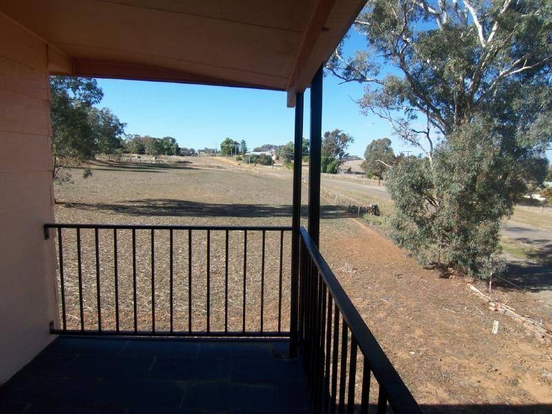 90 Pinkerton Road, Cootamundra NSW 2590