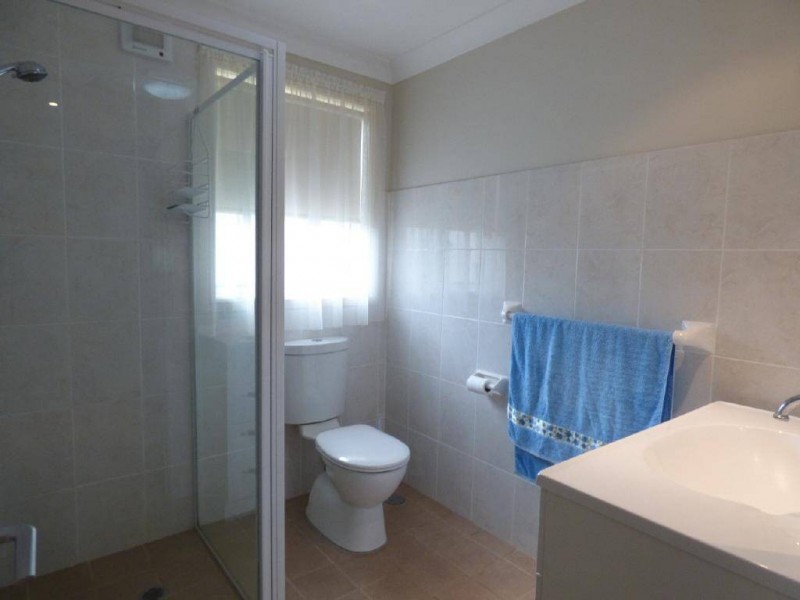 1/5 Bethany Place, Cootamundra NSW 2590
