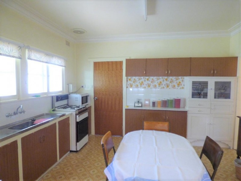 346 Parker Street, Cootamundra NSW 2590