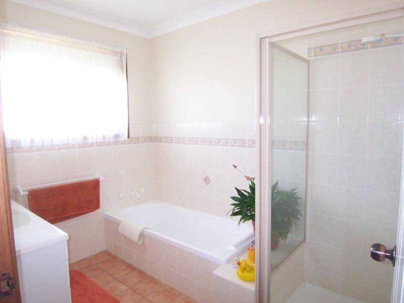 21 Dillon Avenue, Cootamundra NSW 2590