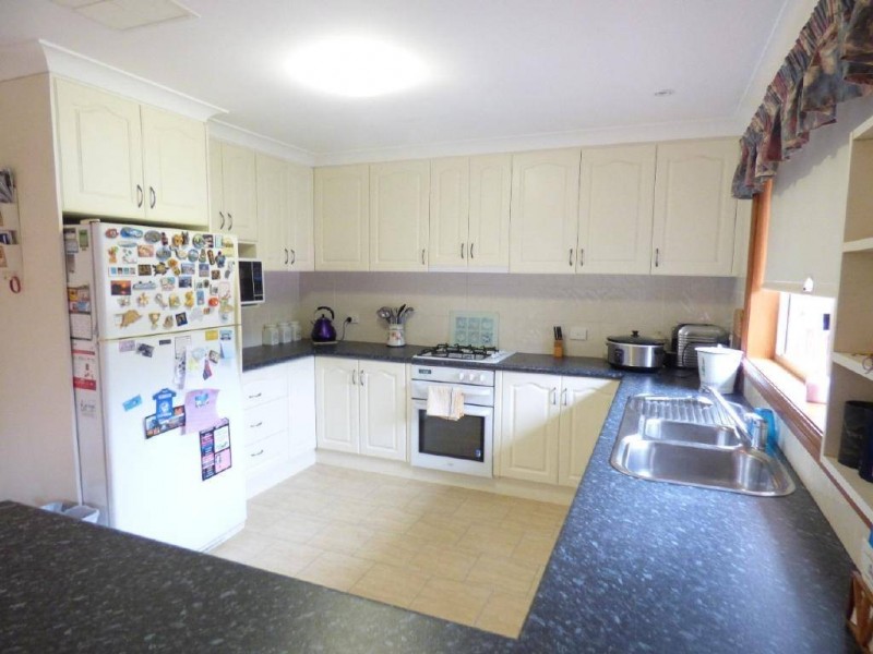 14 Rinkin Street, Cootamundra NSW 2590