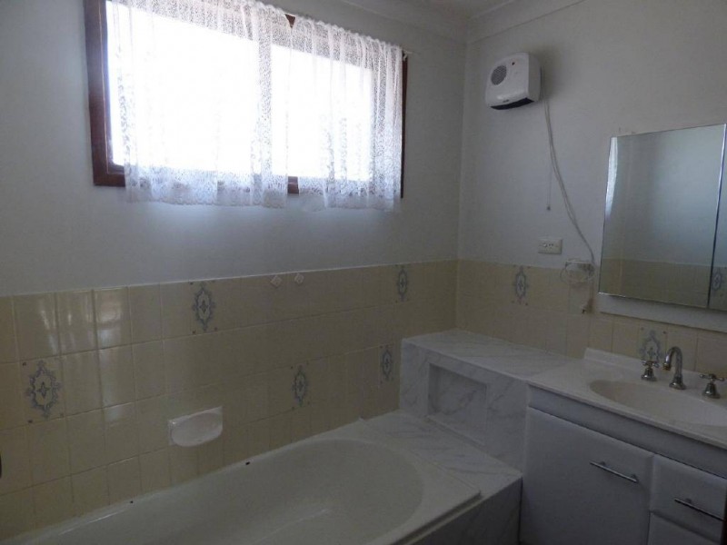 7 Coora Avenue, Cootamundra NSW 2590