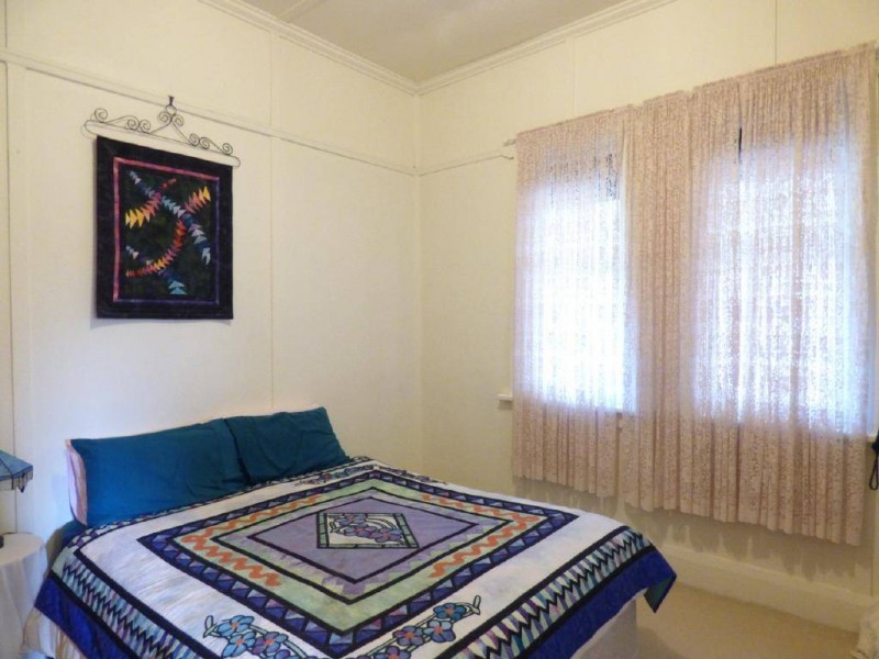 18 Poole Street, Cootamundra NSW 2590