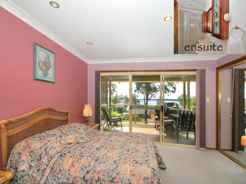 Summerland Point NSW 2259