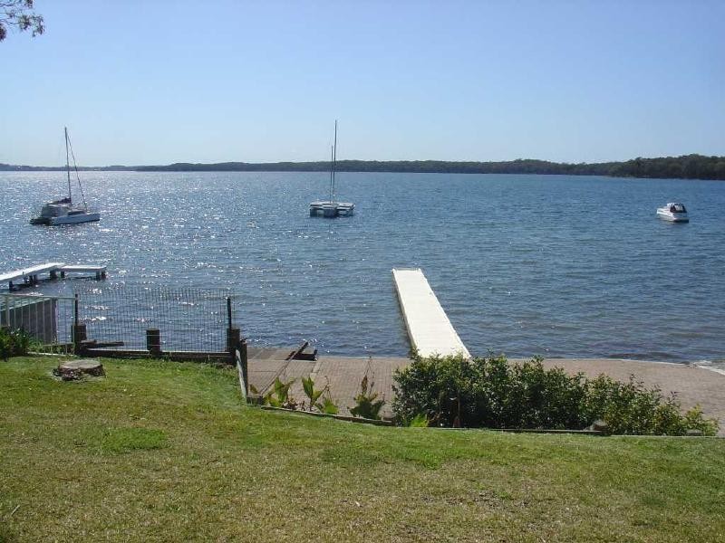 Summerland Point NSW 2259