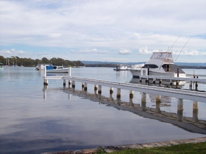 Summerland Point NSW 2259