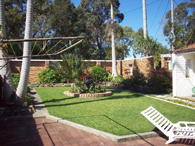 Summerland Point NSW 2259