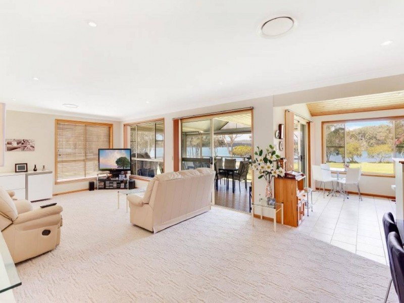 142 Gamban Rd, Gwandalan NSW 2259