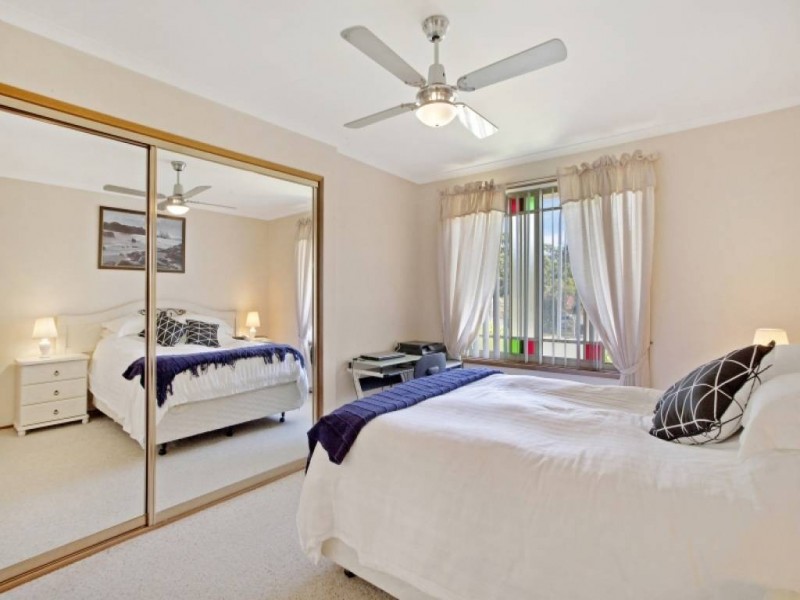 No 6 Anchorage Circle, Summerland Point NSW 2259