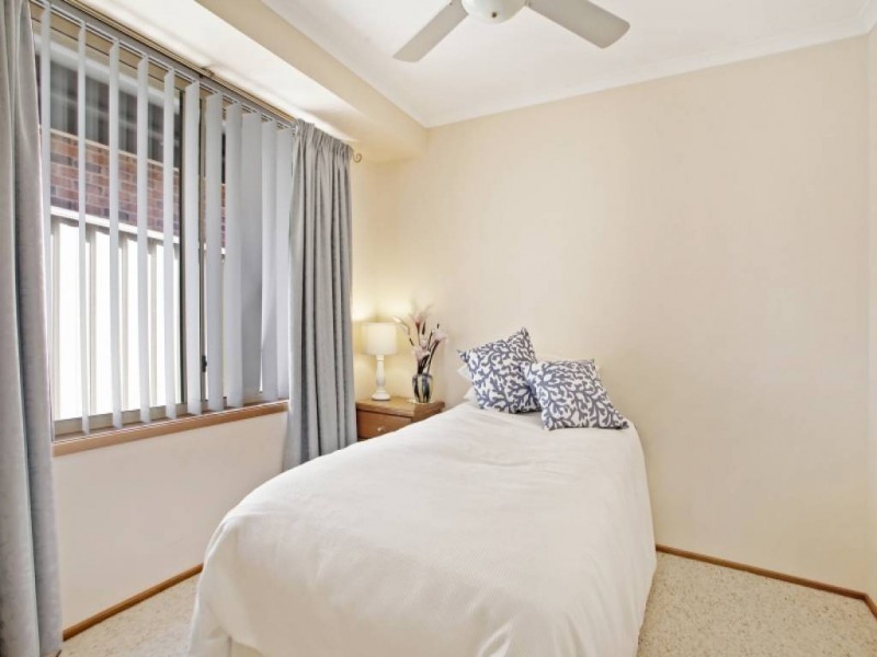 No 6 Anchorage Circle, Summerland Point NSW 2259