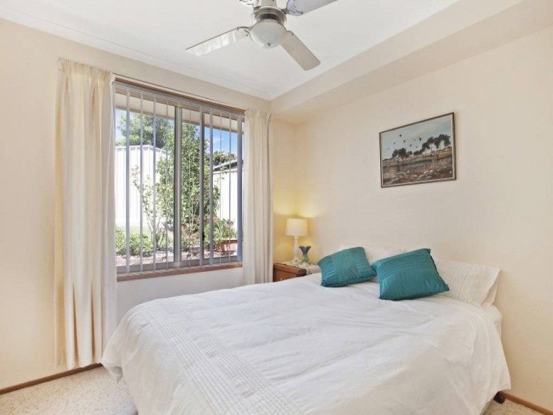 No 6 Anchorage Circle, Summerland Point NSW 2259