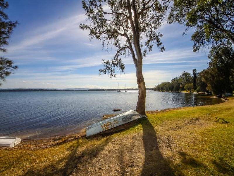 Summerland Point NSW 2259