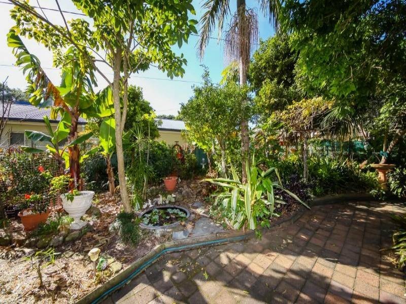 Summerland Point NSW 2259