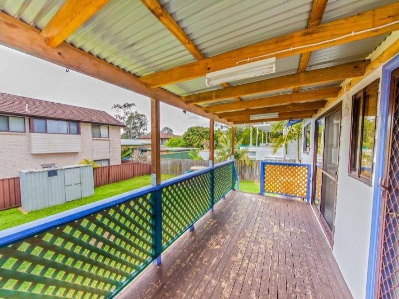 92 Winbin Cres, Gwandalan NSW 2259