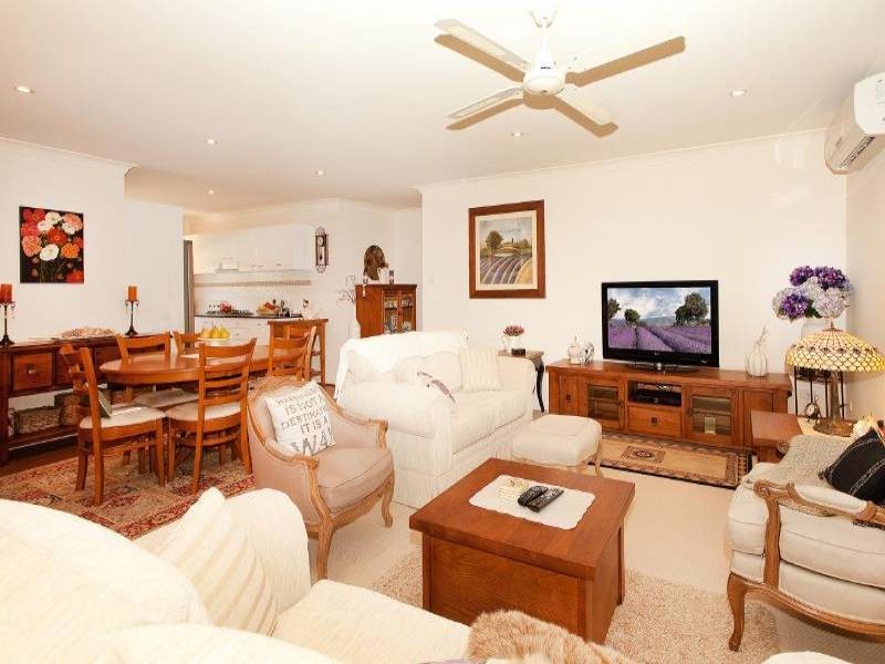 12 Lawver Cres, Lake Munmorah NSW 2259