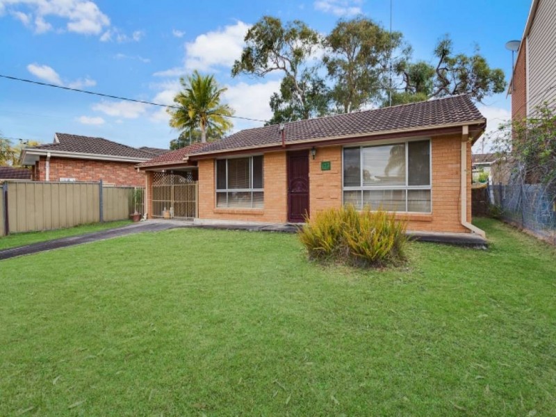 127 Winbin Cr, Gwandalan NSW 2259