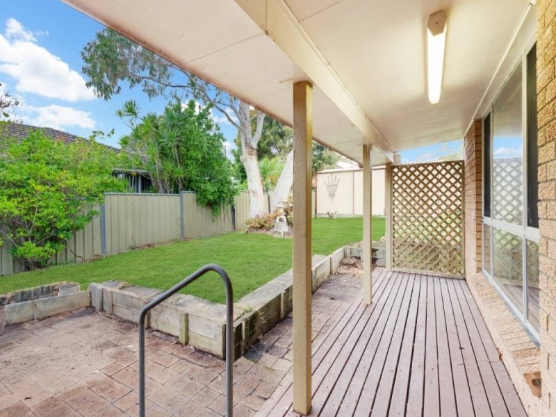 127 Winbin Cr, Gwandalan NSW 2259