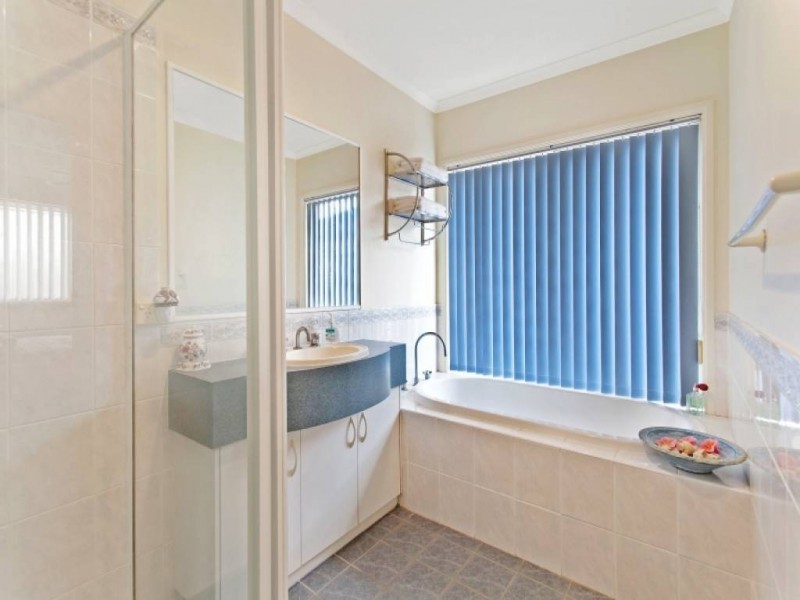 No 1 Bell Brae Ave, Gwandalan NSW 2259