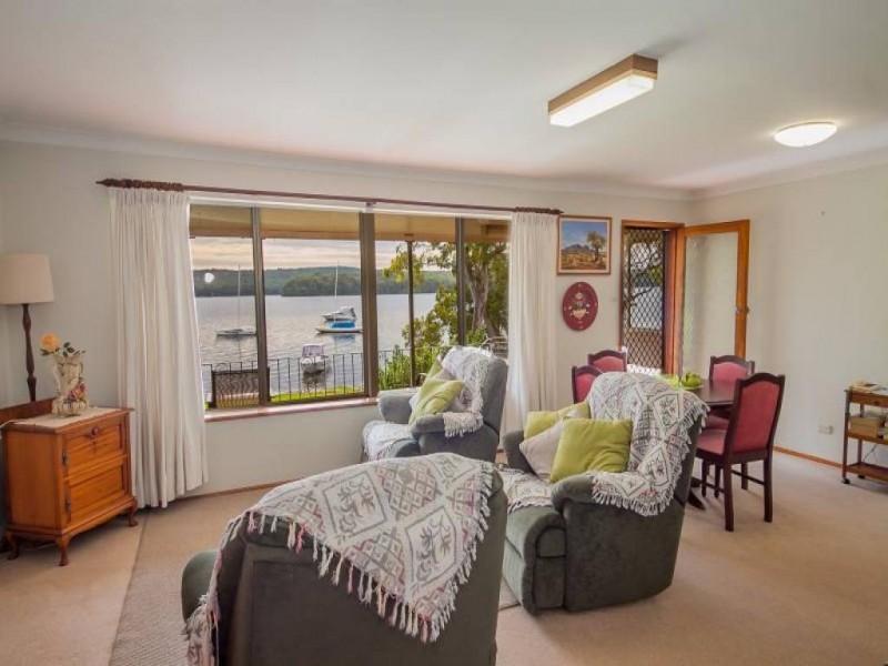 112 Gamban Rd, Gwandalan NSW 2259