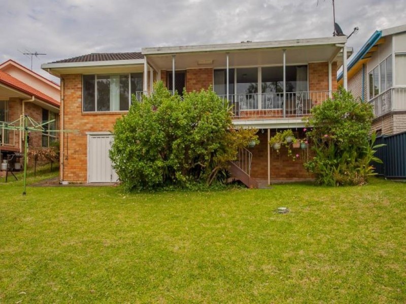 112 Gamban Rd, Gwandalan NSW 2259