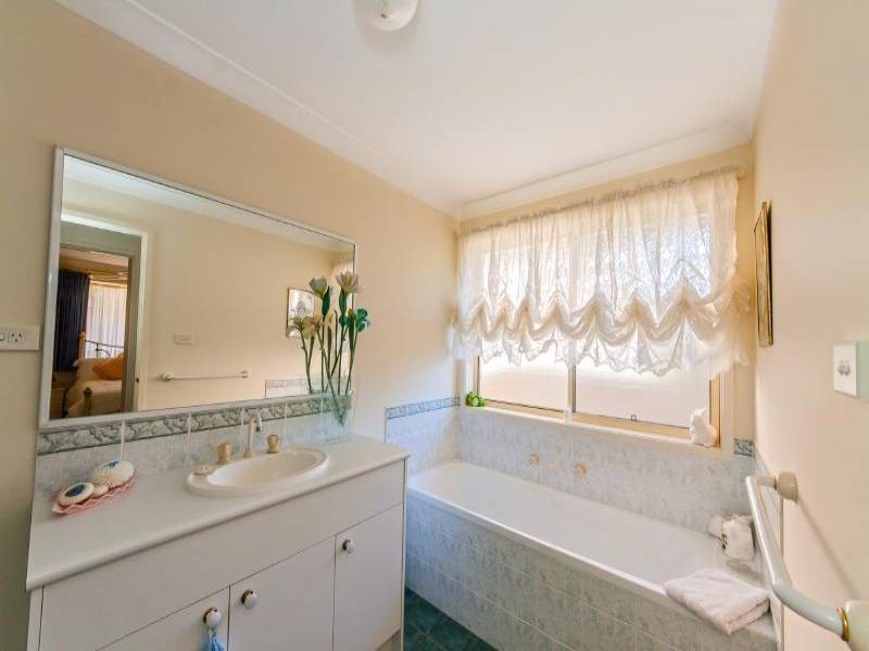 31 Bay Vista Way, Gwandalan NSW 2259