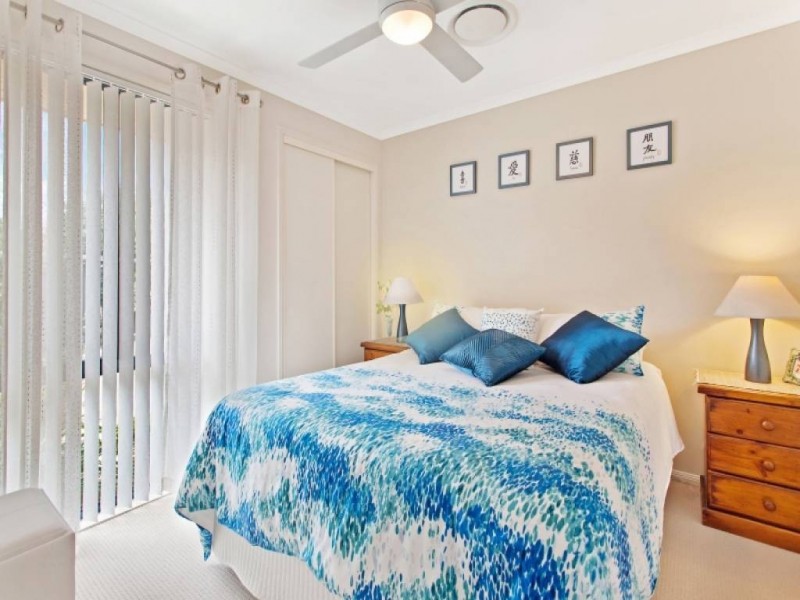 No 13 Mariner Cl, Summerland Point NSW 2259