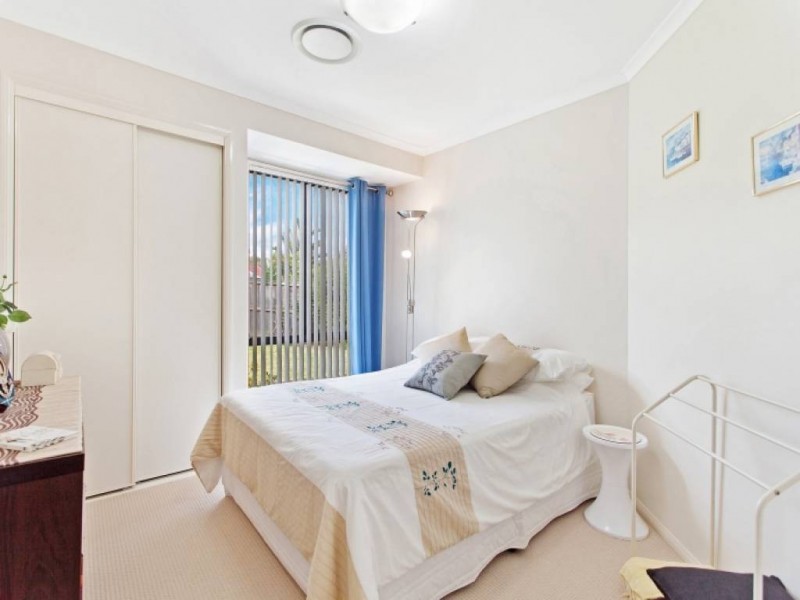 No 13 Mariner Cl, Summerland Point NSW 2259