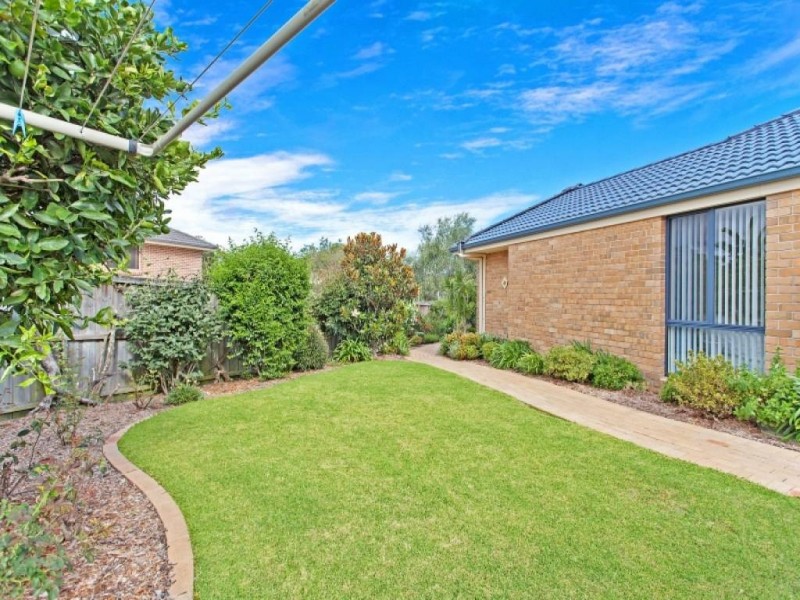 No 13 Mariner Cl, Summerland Point NSW 2259