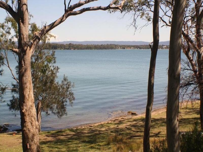 Summerland Point NSW 2259
