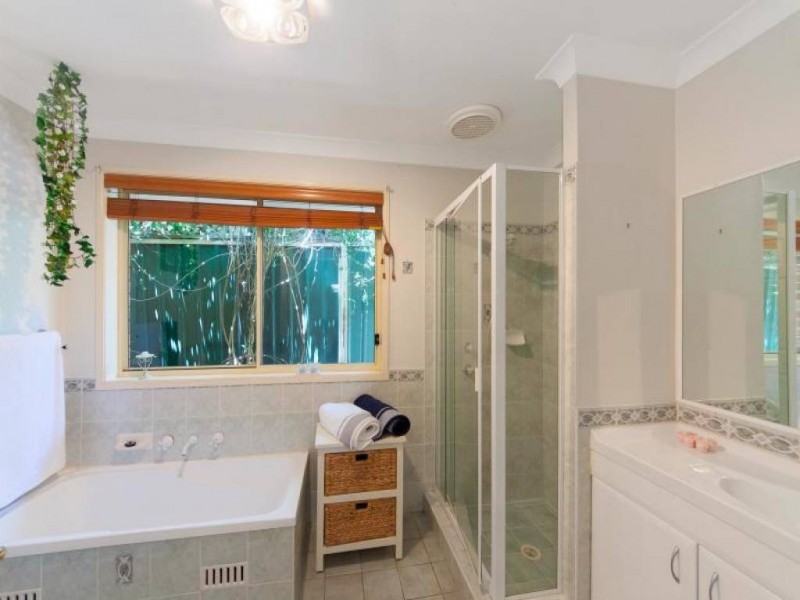 No 49 Pinaroo Rd, Gwandalan NSW 2259