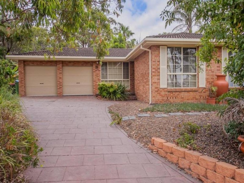 17 Yeramba Rd, Summerland Point NSW 2259