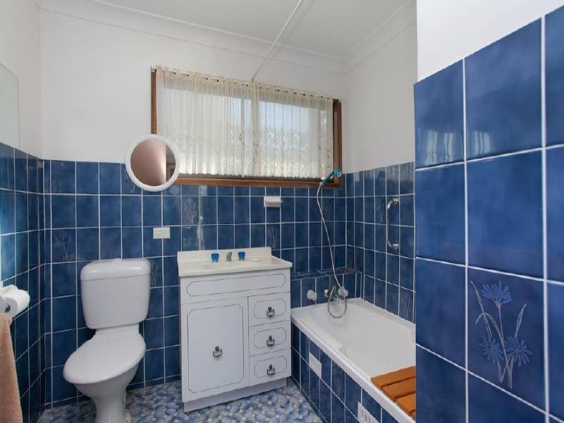 38 Collendina Rd, Gwandalan NSW 2259