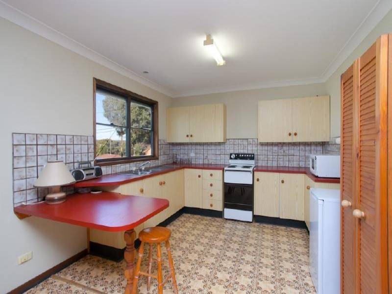 38 Collendina Rd, Gwandalan NSW 2259