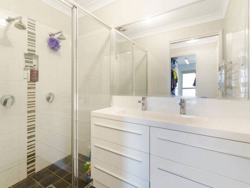 13 Bay Vista Way, Gwandalan NSW 2259