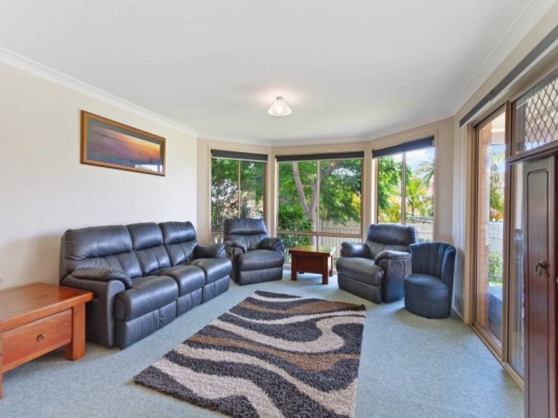 13 Bay Vista Way, Gwandalan NSW 2259