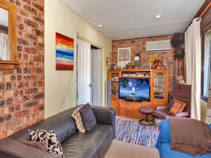 1 Mawarra Street, Gwandalan NSW 2259