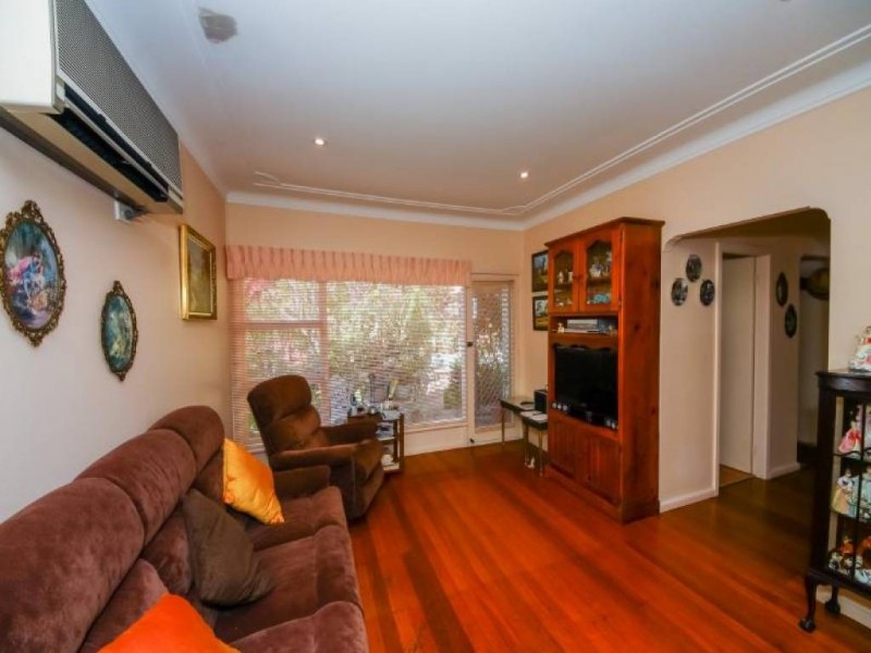 133 Kullaroo Rd, Summerland Point NSW 2259