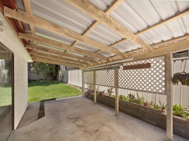 124 Cams Blvd, Summerland Point NSW 2259