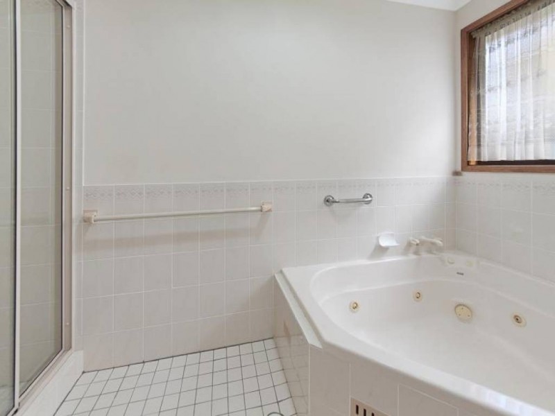 2 Mawarra St, Gwandalan NSW 2259