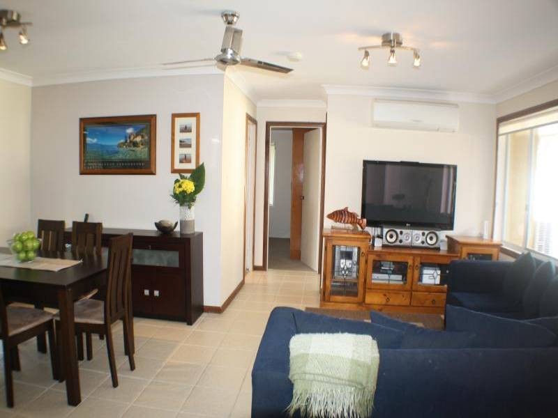 6 Kapala Ave, Summerland Point NSW 2259