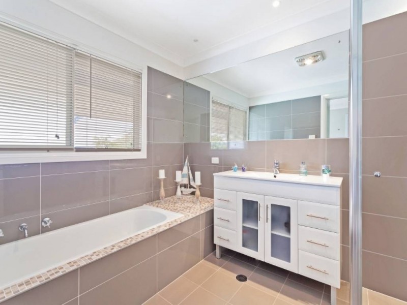 Summerland Point NSW 2259
