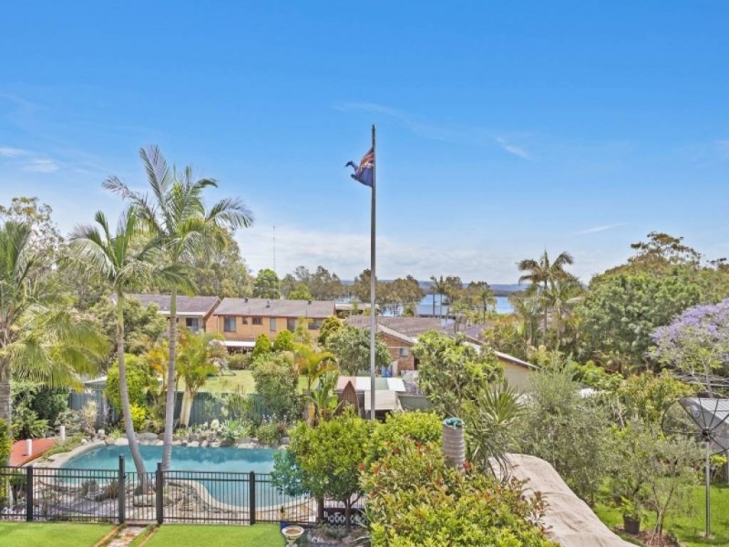 Summerland Point NSW 2259