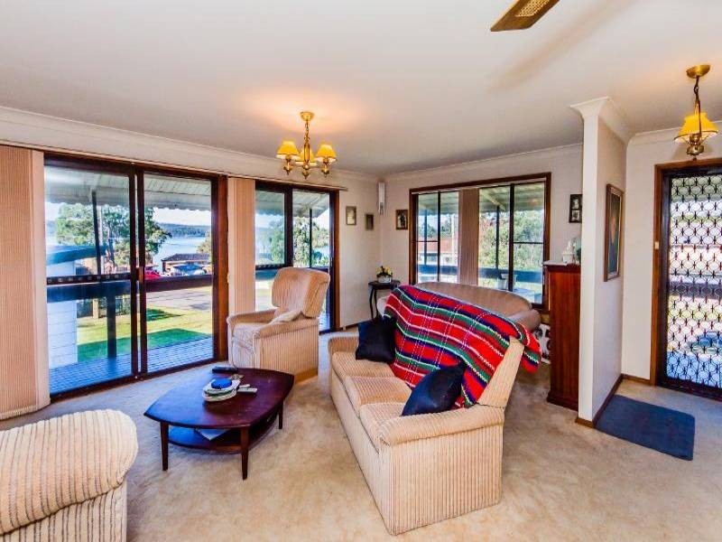 7 Murraba Cres, Gwandalan NSW 2259